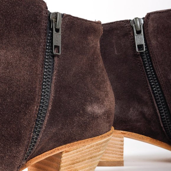 Woman by Common Projects Brown Suede Ankle Boots - Picture 9 of 10